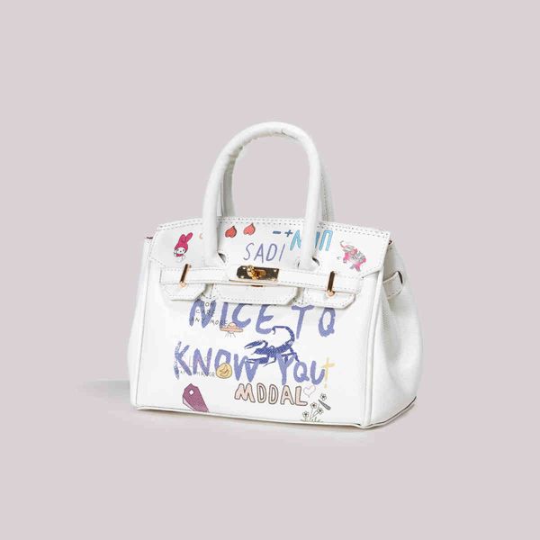 yuedian women's 2021 new fashion summer ck small crowd high-end feeling 100 pairs of hand carry messenger bag
yuedian women's 2021 new fashion summer ck small crowd high-end feeling 100 pairs of hand carry messenger bag