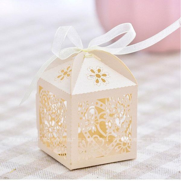 gift wrap 50pcs merry christmas snow snowflake laser cut candy boxes with ribbon wedding party favor creative favors baby shower bag
gift wrap 50pcs merry christmas snow snowflake laser cut candy boxes with ribbon wedding party favor creative favors baby shower bag