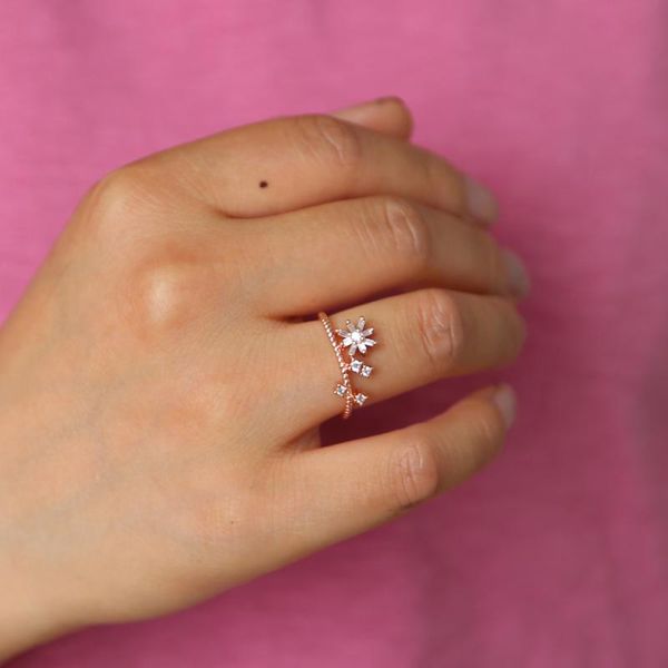 wedding rings fashion jewelry simple tiny flower cz love for women lover anillos party gifts knuckle twist ring, Slivery;golden
wedding rings fashion jewelry simple tiny flower cz love for women lover anillos party gifts knuckle twist ring, Slivery;golden