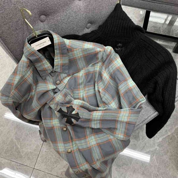 crosin crosin 2021 ch skin embroidery silver button plaid crosin couple shirt, White;black
crosin crosin 2021 ch skin embroidery silver button plaid crosin couple shirt, White;black
