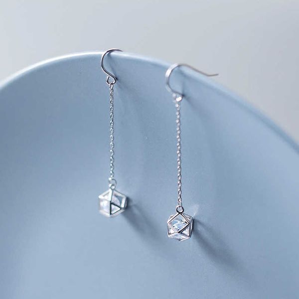 style swing long tassel square zircon drop earrings charm party 925 sterling silver wedding engagement jewelry 210707
style swing long tassel square zircon drop earrings charm party 925 sterling silver wedding engagement jewelry 210707
