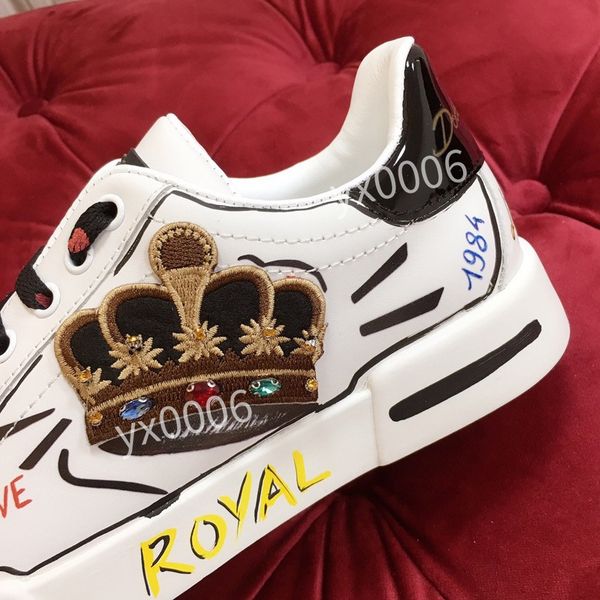 2022 summer california sky series hand shoes p 35-45 sports shoes casual retro graffiti comfortable light instagram trend hc191007, Red;white
2022 summer california sky series hand shoes p 35-45 sports shoes casual retro graffiti comfortable light instagram trend hc191007, Red;white