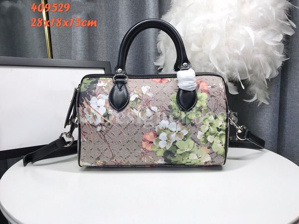 handbags flower ladies versatile 2021 luxurys designers bags high qulity classic womens tote leather clutch shoulder female bag
handbags flower ladies versatile 2021 luxurys designers bags high qulity classic womens tote leather clutch shoulder female bag