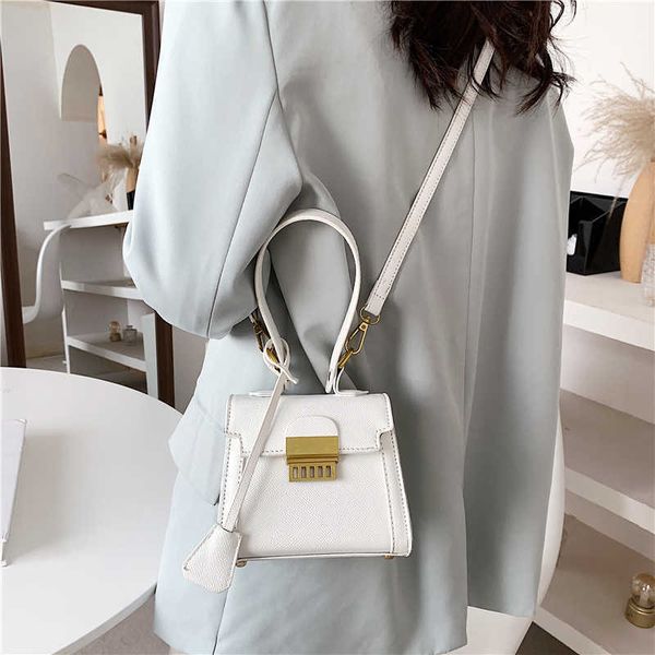 brand small handbag 2021 trend cute satchel tote bag luxury crossbody coin purse for women mini clutch c0601
brand small handbag 2021 trend cute satchel tote bag luxury crossbody coin purse for women mini clutch c0601