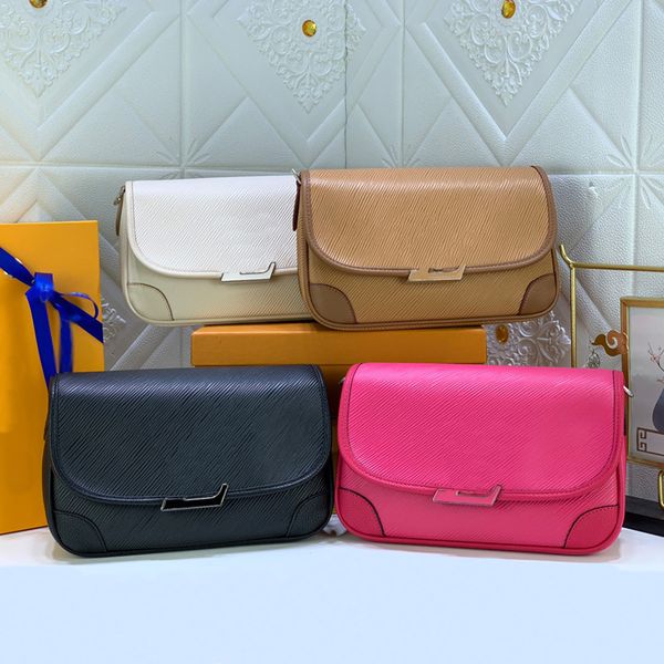 r bag crossbody bags women handbag leather material letter rhombus vintage matching decoration
r bag crossbody bags women handbag leather material letter rhombus vintage matching decoration