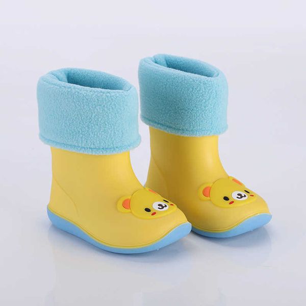plush rainboots baby winter waterproof walking shoes kids girl antiskid rubber boots boy cartoon rainy shoes for water sport 211015, Black;red
plush rainboots baby winter waterproof walking shoes kids girl antiskid rubber boots boy cartoon rainy shoes for water sport 211015, Black;red