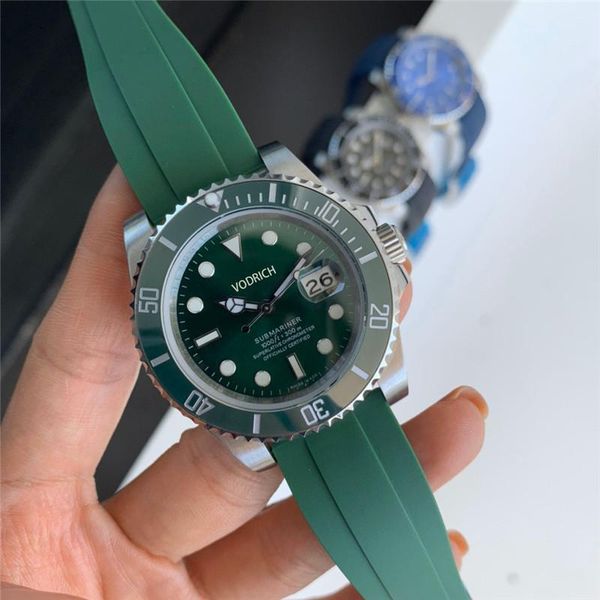 wristwatches luxury men automatic mechanical watches drive ceramic bezel crystal sapphire sport rubber watch 1:1 version 26 orders, Slivery;brown
wristwatches luxury men automatic mechanical watches drive ceramic bezel crystal sapphire sport rubber watch 1:1 version 26 orders, Slivery;brown