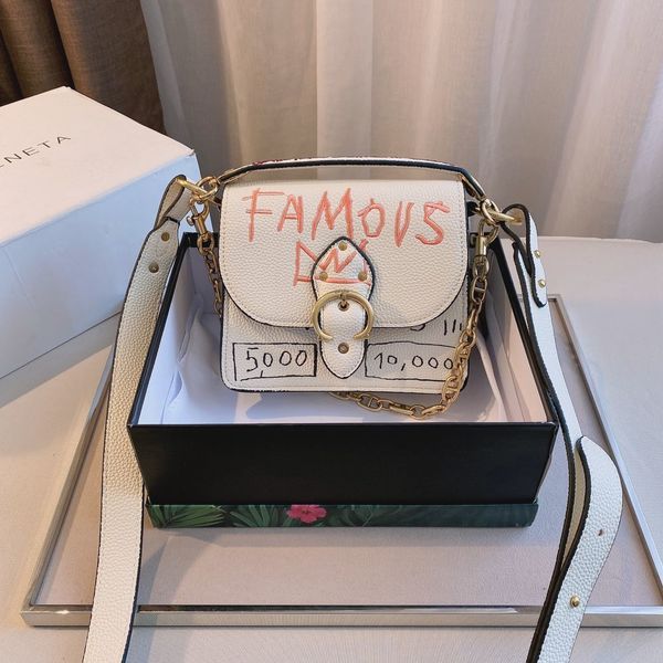 2021 new trend fashion versatile leather women's bag old flower color matching one shoulder slanting chain bag flip handbag crossbody b
2021 new trend fashion versatile leather women's bag old flower color matching one shoulder slanting chain bag flip handbag crossbody b