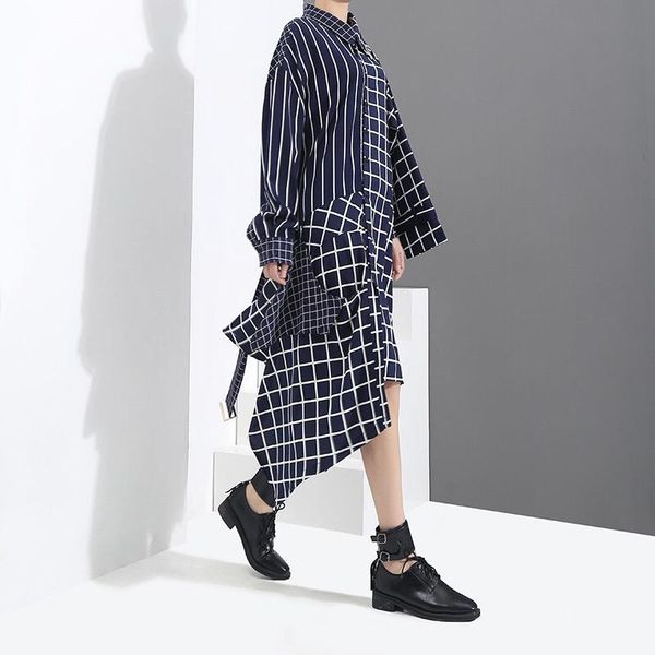 casual dresses women blue plaid split big size shirt dress lapel long sleeve loose fit fashion tide spring autumn 2021, Black;gray
casual dresses women blue plaid split big size shirt dress lapel long sleeve loose fit fashion tide spring autumn 2021, Black;gray