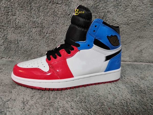 1 high og fearless basketball shoes 1s mens womens shoe sneakers for size 36-46 ck5666 100
1 high og fearless basketball shoes 1s mens womens shoe sneakers for size 36-46 ck5666 100
