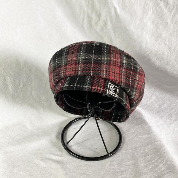 berets retro plaid beret women's japanese autumn and winter england all-match flat-painter hat literary elegant octagonal, Blue;gray
berets retro plaid beret women's japanese autumn and winter england all-match flat-painter hat literary elegant octagonal, Blue;gray