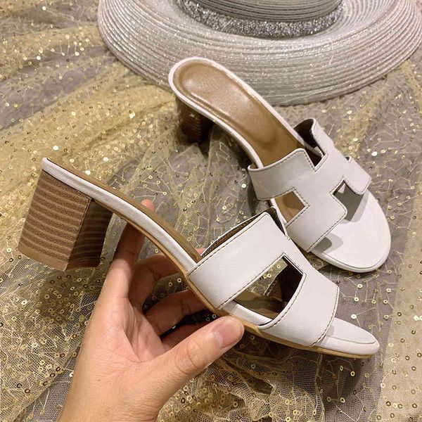 luxury designer block heel sandals ladies outdoor leather open-toed summer slippers 60% off store online, Black
luxury designer block heel sandals ladies outdoor leather open-toed summer slippers 60% off store online, Black