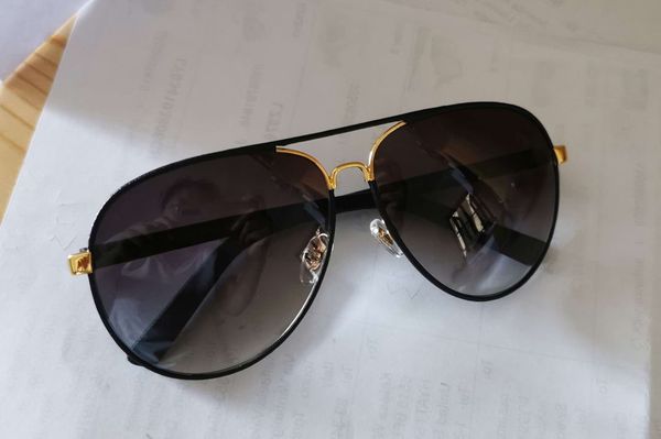 2287s pilot sunglasses gold black leather frame/grey shaded sunnies men fashion sun glasses shades uv400 protection eyewear with box, White;black
2287s pilot sunglasses gold black leather frame/grey shaded sunnies men fashion sun glasses shades uv400 protection eyewear with box, White;black