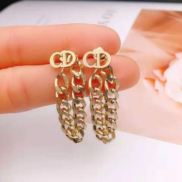 2021 designers women's earringssilver needle s925 geometric cd alphabet french chain tassel net red exquisite bai da, Golden
2021 designers women's earringssilver needle s925 geometric cd alphabet french chain tassel net red exquisite bai da, Golden