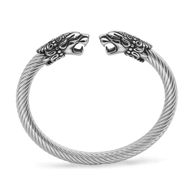 charm bracelets men cheetah bracelet stainless steel animal head symmetrical fashion jewelry, Golden;silver
charm bracelets men cheetah bracelet stainless steel animal head symmetrical fashion jewelry, Golden;silver
