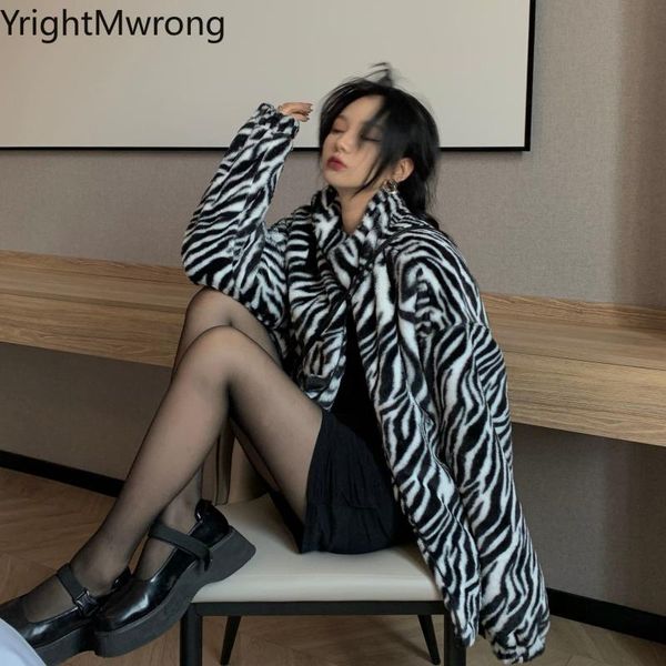 women's hoodies & sweatshirts zipper warm high neck thick faux fur plush zebra stripe sweatshirt women loose winter outfit chaqueta har, Black
women's hoodies & sweatshirts zipper warm high neck thick faux fur plush zebra stripe sweatshirt women loose winter outfit chaqueta har, Black