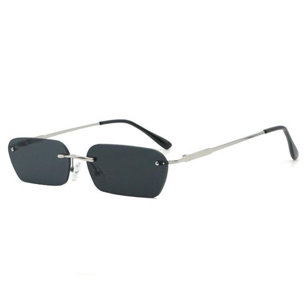personality sunglasses small frame hip hop trend fashion men and women color ocean film, White;black
personality sunglasses small frame hip hop trend fashion men and women color ocean film, White;black