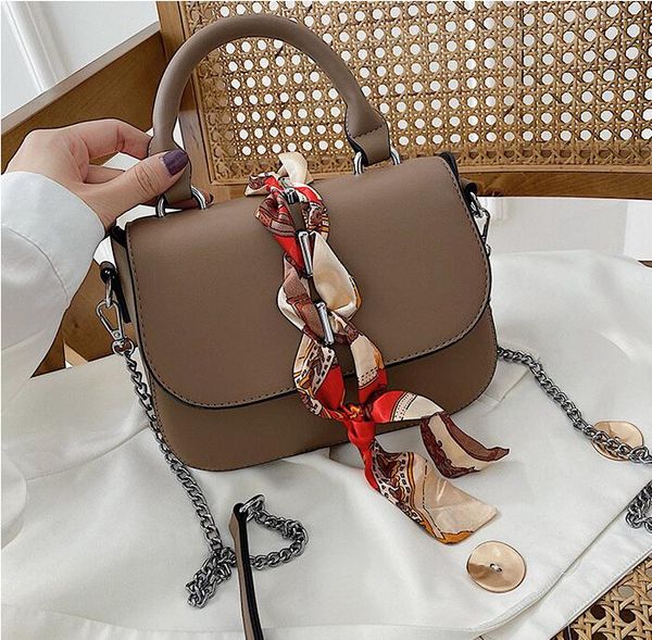 factory wholesale women handbag new round women shoulder bag sweet ladies scarves bow chain bag white leather slung women bag, Black;red
factory wholesale women handbag new round women shoulder bag sweet ladies scarves bow chain bag white leather slung women bag, Black;red