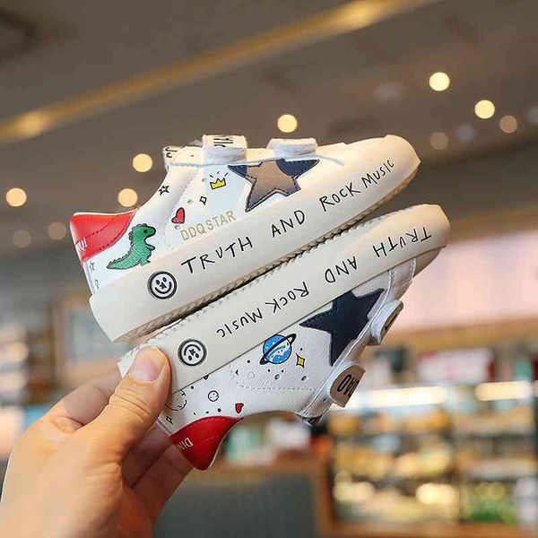 girls' sports 2021 new children's spring and autumn board fashion brand boys' star fashion white shoes, Black;red
girls' sports 2021 new children's spring and autumn board fashion brand boys' star fashion white shoes, Black;red