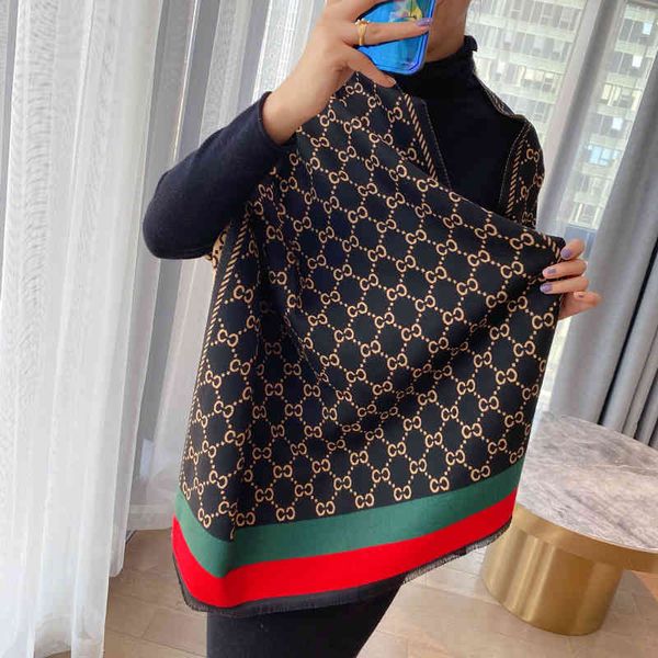 the new design letter imitation cashmere scarf women's 2021 autumn winter new stripe extended warm air conditioning shawl bib, Blue;gray
the new design letter imitation cashmere scarf women's 2021 autumn winter new stripe extended warm air conditioning shawl bib, Blue;gray