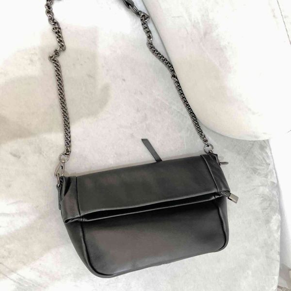 leather handmade forest department head leather single shoulder messenger bag women's style underarm chain bag
leather handmade forest department head leather single shoulder messenger bag women's style underarm chain bag