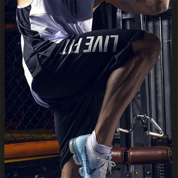 sports fitness shorts summer men's running quick dry leisure loose training basketball, Black;blue
sports fitness shorts summer men's running quick dry leisure loose training basketball, Black;blue