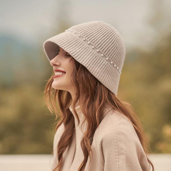 beanies 2021 autumn winter women's hat retro sunshade warm knitted wool foldable portable fashion earmuff head caps for female
beanies 2021 autumn winter women's hat retro sunshade warm knitted wool foldable portable fashion earmuff head caps for female