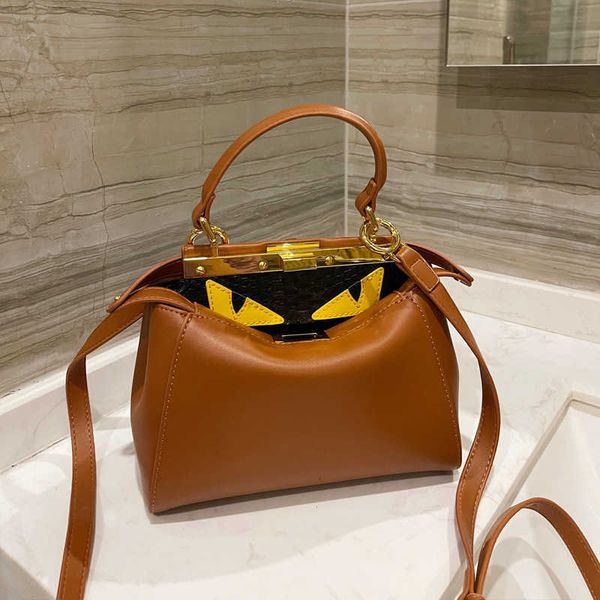 women crossbody bag classic tote handbag ladies shoulder messenger bags zipper pocket single handle high quality
women crossbody bag classic tote handbag ladies shoulder messenger bags zipper pocket single handle high quality