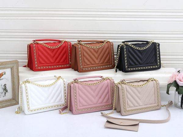 new fashion rhombus chain women's bag embroidery line diagonal small square bag all-match shoulder handbag
new fashion rhombus chain women's bag embroidery line diagonal small square bag all-match shoulder handbag