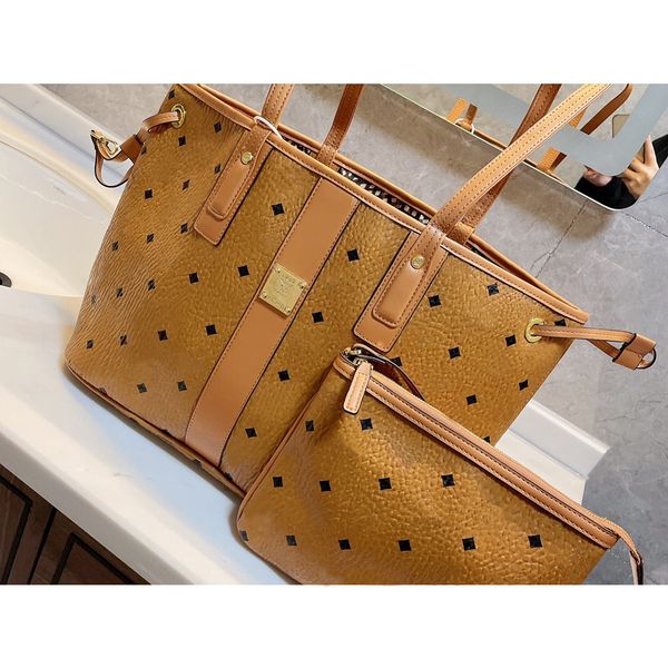 luxurys designers tote bags 5a+classic oversize handbags brands women clutch patent leather original duffle bag shoulder wallet 2021
luxurys designers tote bags 5a+classic oversize handbags brands women clutch patent leather original duffle bag shoulder wallet 2021