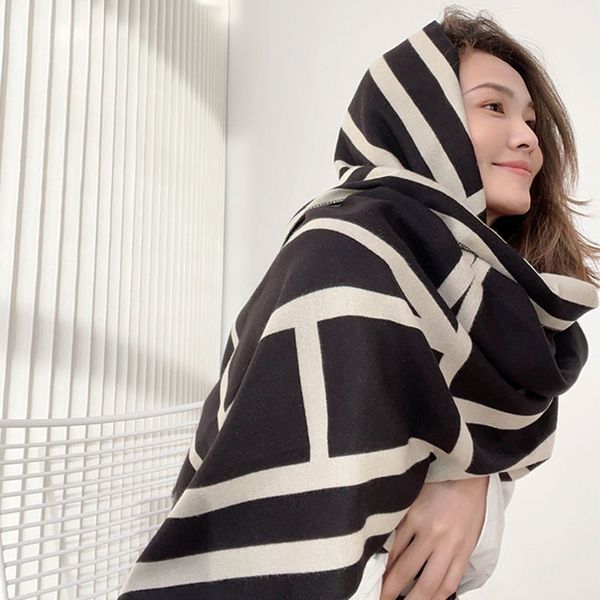scarf female autumn and winter net red versatile double-sided imitation cashmere shawl student couple thickened warm scarf, Blue;gray
scarf female autumn and winter net red versatile double-sided imitation cashmere shawl student couple thickened warm scarf, Blue;gray