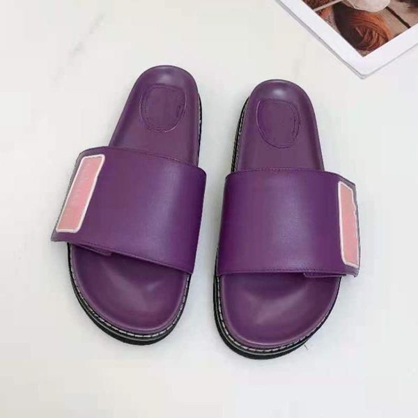slippers 2021 summer explosion women beach sandals geuine leather flat casul, Black
slippers 2021 summer explosion women beach sandals geuine leather flat casul, Black