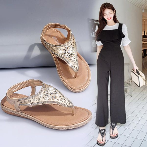 crystal fashion thong roman sandalen women shoes summer flat sandals for beach rubber peep toe flats, Black
crystal fashion thong roman sandalen women shoes summer flat sandals for beach rubber peep toe flats, Black