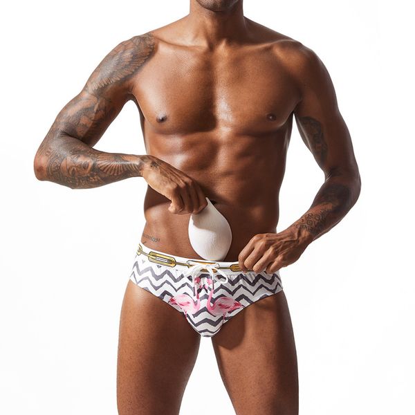 triangle printed men's digital swimming trunks three dimensional cup anti embarrassment bikini flamingo, Black;white
triangle printed men's digital swimming trunks three dimensional cup anti embarrassment bikini flamingo, Black;white