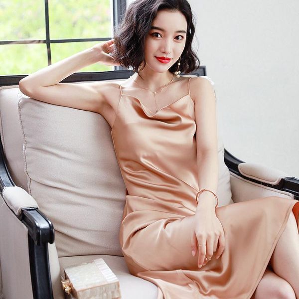 casual dresses dress robe satin v-neck maxi women spaghetti strap sleeveless backless side split long 2021 summer lady vestido, Black;gray
casual dresses dress robe satin v-neck maxi women spaghetti strap sleeveless backless side split long 2021 summer lady vestido, Black;gray