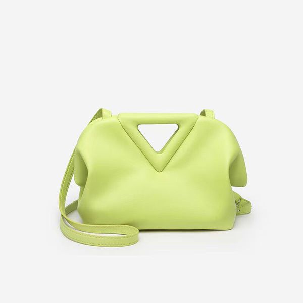 ated cloud bag portable mini one shoulder cross candy color inverted triangle dumpling women's small square luxuryss designerss yw
ated cloud bag portable mini one shoulder cross candy color inverted triangle dumpling women's small square luxuryss designerss yw