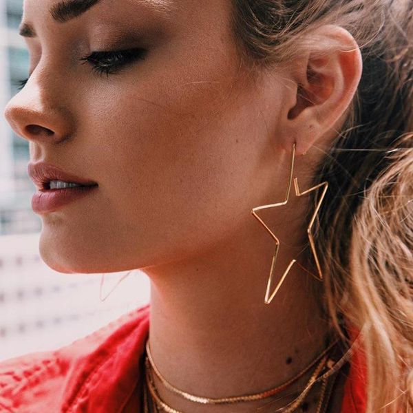 european and american style minimalist copper metal hollow five-pointed star earrings simple exaggerated hoop & huggie, Golden;silver
european and american style minimalist copper metal hollow five-pointed star earrings simple exaggerated hoop & huggie, Golden;silver