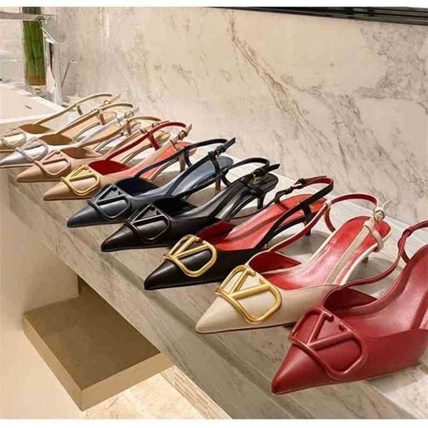 2021 new hualun family pointed fashion back v button fairy geomantic diamond mid heel thin heel sandals zlh, Black
2021 new hualun family pointed fashion back v button fairy geomantic diamond mid heel thin heel sandals zlh, Black
