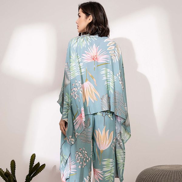 selling autumn new 4pcs pajama set french style floral print ladies soft rayon loose thin homewear women elegant sleepwear, Black;red
selling autumn new 4pcs pajama set french style floral print ladies soft rayon loose thin homewear women elegant sleepwear, Black;red