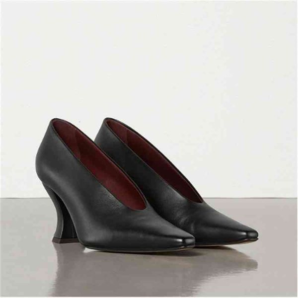dress shoes spring new design square heel pumps genuine leather pointed toe comfortable handmade shallow women r6h3, Black
dress shoes spring new design square heel pumps genuine leather pointed toe comfortable handmade shallow women r6h3, Black