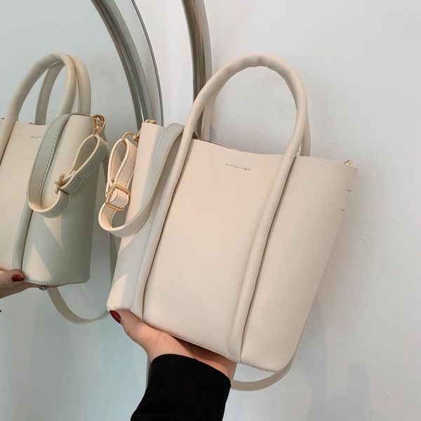 evening bags original brand large-capacity bag foreign 2021 fashion shoulder texture 2in 1
evening bags original brand large-capacity bag foreign 2021 fashion shoulder texture 2in 1