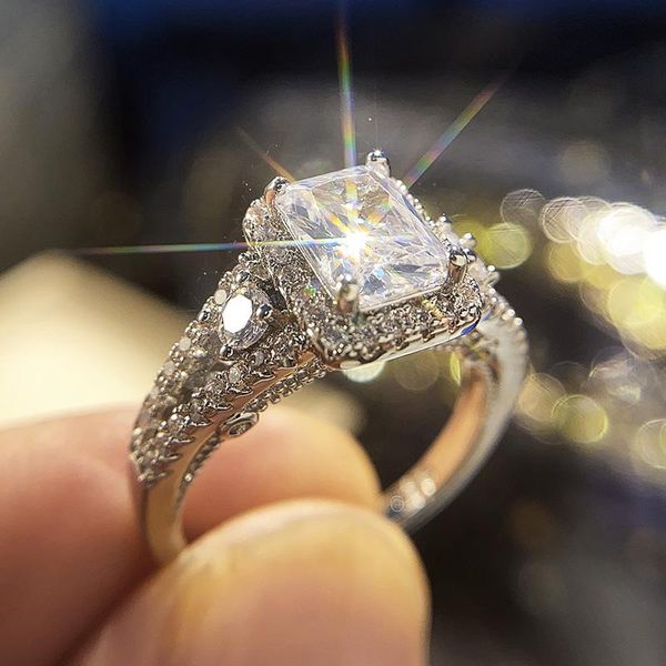 wedding rings huitan silver color gorgeous engagement for women shiny cubic zircon delicate ring gift female trendy jewelry, Slivery;golden
wedding rings huitan silver color gorgeous engagement for women shiny cubic zircon delicate ring gift female trendy jewelry, Slivery;golden