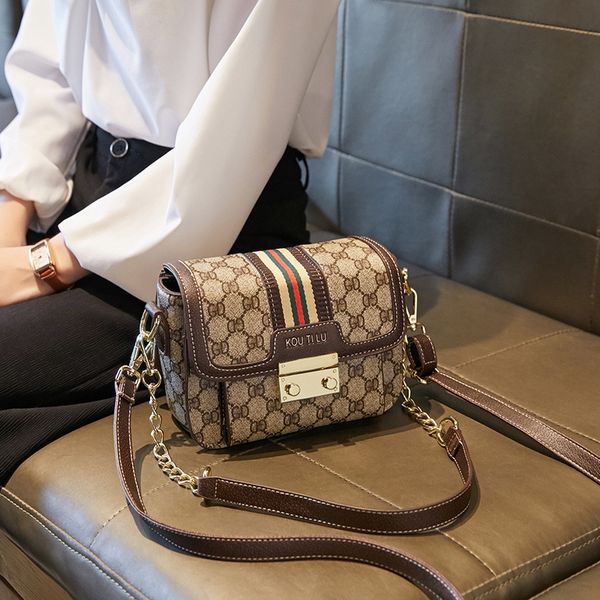 luxury handbags and storage small female 2021 new fashion chain small square versatile simple diagonal net red one shoul