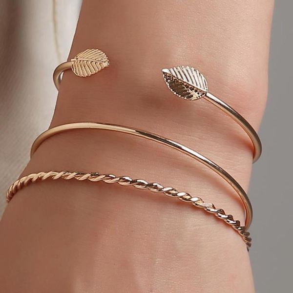 hand catenary accessories fashion twist leaf three piece geometric opening bracelet, Golden;silver
hand catenary accessories fashion twist leaf three piece geometric opening bracelet, Golden;silver