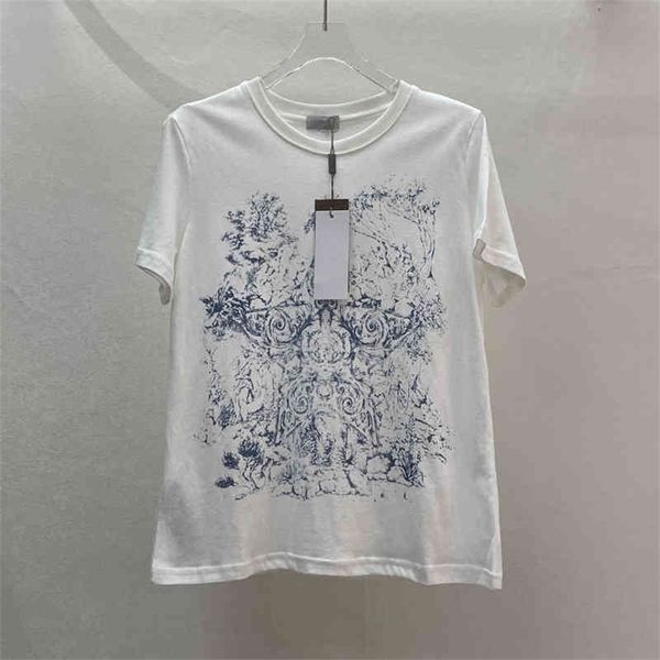 chaopai family early spring holiday new product is decorated with flower ruyi printed short sleeved t-shirt, White
chaopai family early spring holiday new product is decorated with flower ruyi printed short sleeved t-shirt, White