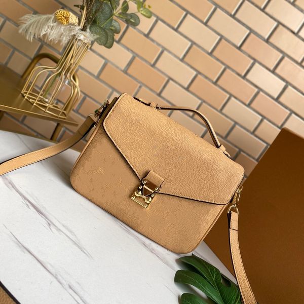 empreinte leather metis classic messenger bag 10 vibrant colors with gold engraved metal buckle super soft women fashion shoulder bags
empreinte leather metis classic messenger bag 10 vibrant colors with gold engraved metal buckle super soft women fashion shoulder bags