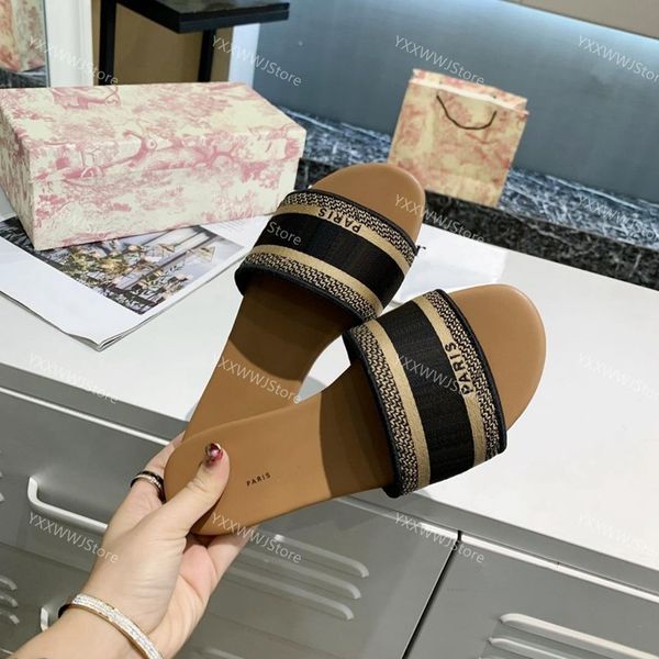 embroidered women classic cotton slippers canvas flat slides womens multicolor embroidery slipper home flip flops casual sandals fashion cj, Black
embroidered women classic cotton slippers canvas flat slides womens multicolor embroidery slipper home flip flops casual sandals fashion cj, Black