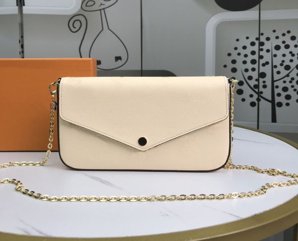2021 fashion letters designers womens handbags checkered leather bags luxurys classic digram flowers lady shoulder bag female crossbody purs
2021 fashion letters designers womens handbags checkered leather bags luxurys classic digram flowers lady shoulder bag female crossbody purs