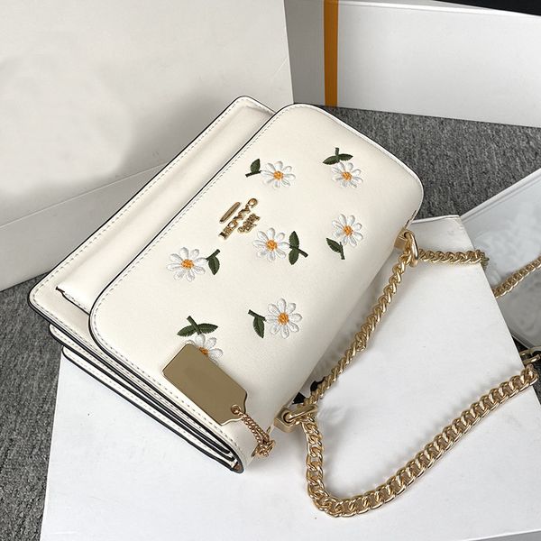 women luxurys designers bags 2021 crossbody bag handbag purse organ series embroidered cowhide daisy zhouzhoubao123 designer handbags purse
women luxurys designers bags 2021 crossbody bag handbag purse organ series embroidered cowhide daisy zhouzhoubao123 designer handbags purse
