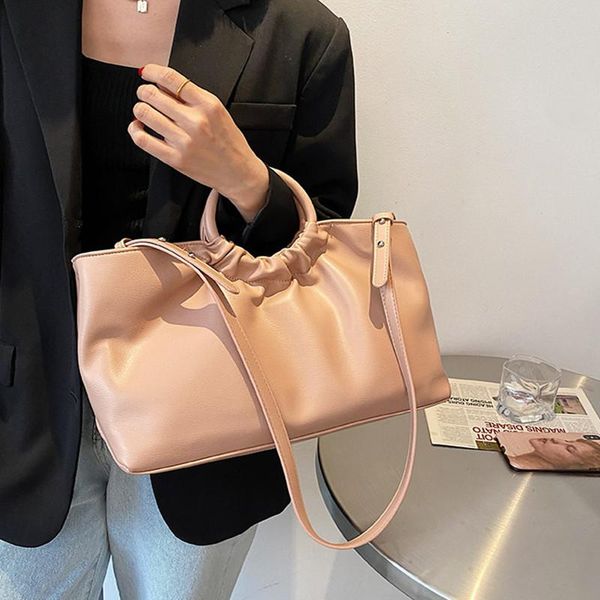 cross body original brand large capacity bag 2021 season fashion square shoulder texture messenger
cross body original brand large capacity bag 2021 season fashion square shoulder texture messenger